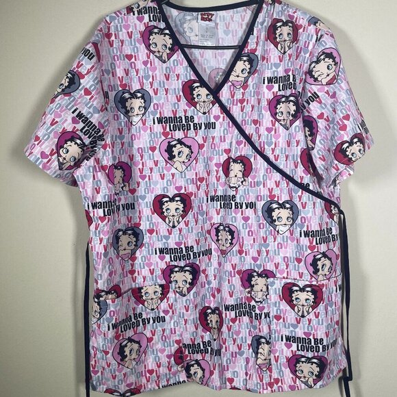 BETTY BOOP King Features Pink Hearts SCRUB Top Two Pockets Size Large! - Picture 1 of 4